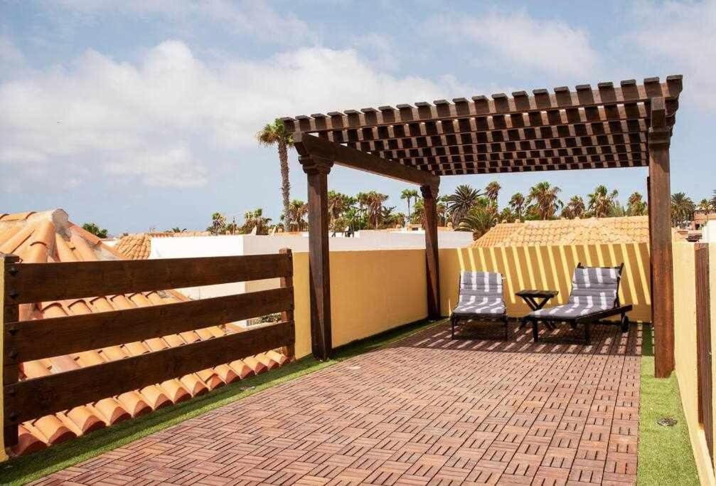 Aurora Mari Villa Your Dream Steps From The Ocean Shore Caleta De Fuste Buitenkant foto